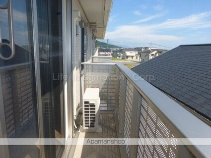 ガーデンライラック[2LDK/60.46m2]のバルコニー