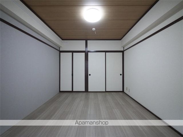 エイトジュリアンの内装写真