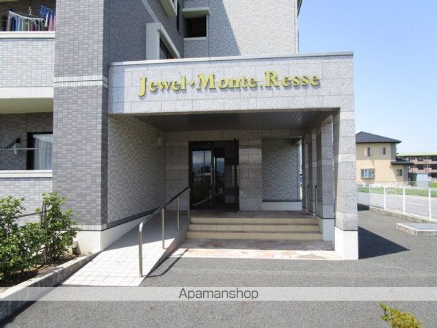 ジュエルモンテレーゼIIIの玄関写真