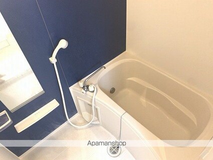 愛媛県四国中央市三島金子３丁目[2LDK/57.21m2]のバス