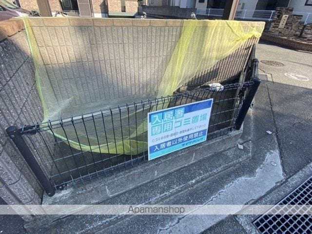 リビングタウン高岡 D棟の内装写真