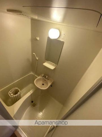 ビーカーサ横浜入江の内装写真