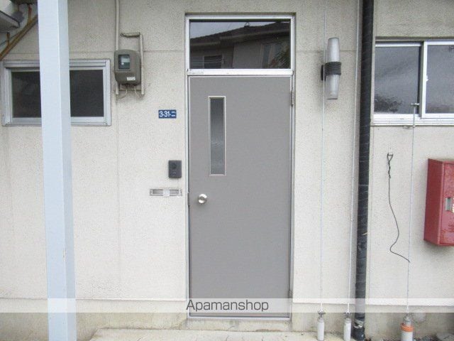 すみれ荘の玄関写真