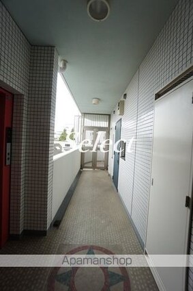 神奈川県横浜市港南区港南中央通[1K/25.37m2]のロビー2