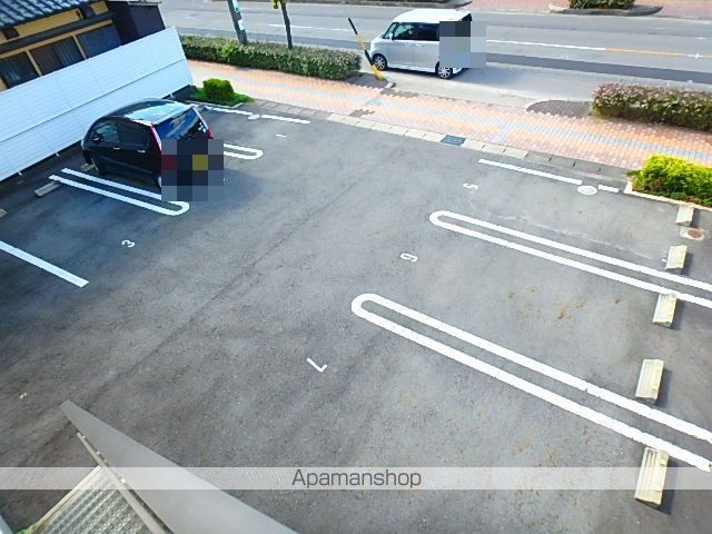 エールクレインの外観写真