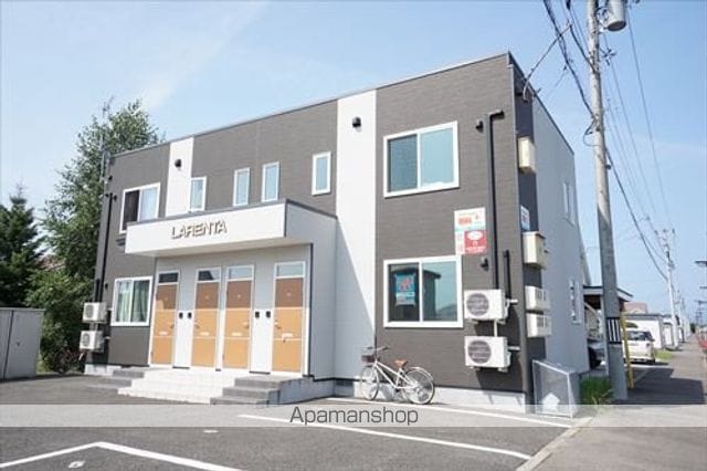 LARENTAの外観写真
