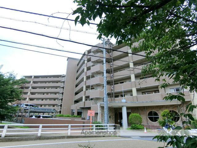クレステージ宇治小倉プリヴィアの外観写真
