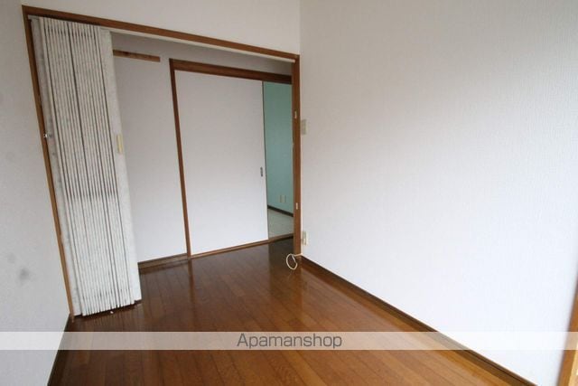 庄内栄町4−18−7の内装写真
