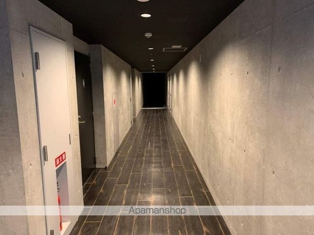 平岸RIVERSIDEの玄関写真