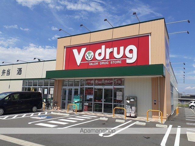 テスラ Bの周辺写真