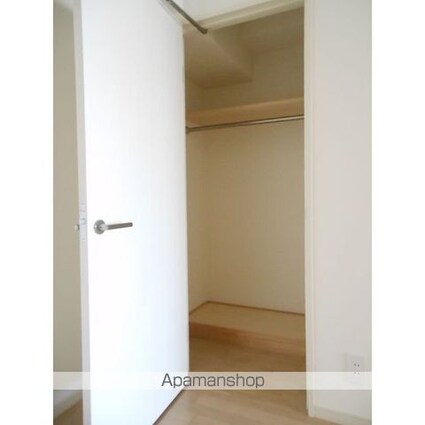 ＫＤＸ泉レジデンス[2LDK/66.46m2]の収納