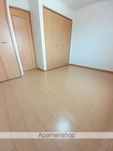 レジデンス稲富 Bの内装写真