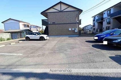 フォレスト自由が丘[1LDK/40.07m2]の駐車場