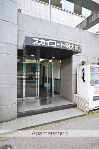 スカイコート明大前第2の玄関写真