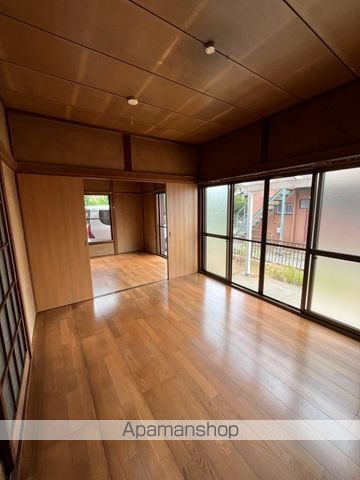 鎌倉市 1階建 築56年の内装写真
