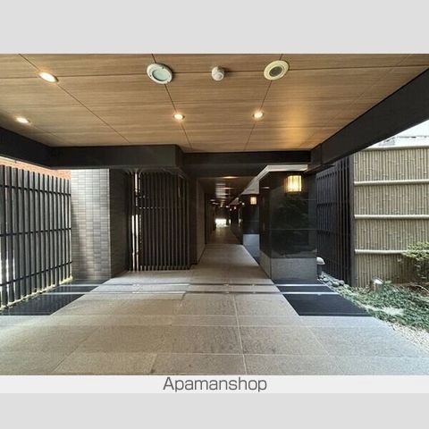 THE CONOE一番町の玄関写真