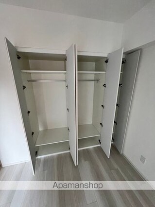シーズンフラッツ浅草言問通り[2LDK/51.66m2]の収納