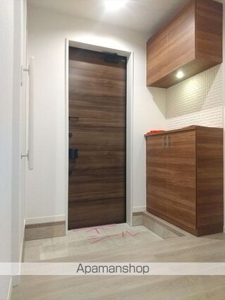 和歌山県和歌山市西紺屋町１丁目[1LDK/47.73m2]の内装1