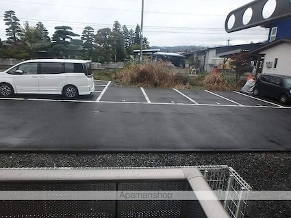 エスポワール古城[1LDK/43.75m2]の駐車場2