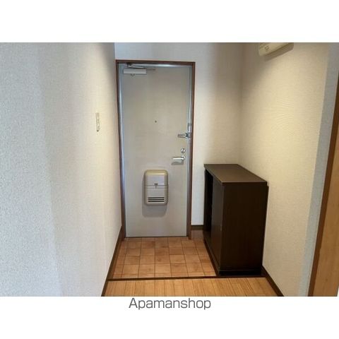 SURPLUSカーサ・フローレの内装写真