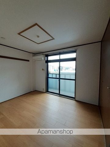 Ys houseの内装写真