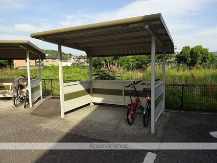 高知県高知市朝倉丙[2LDK/53.26m2]の共用部2