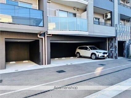 ＣＯＣＯーＣＨＩＬＬ　ＫＡＭＥＡＲＩ[2LDK/55.38m2]の駐車場