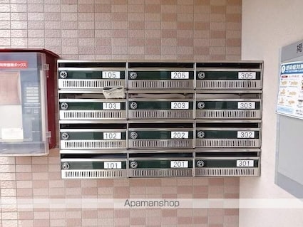 メゾン・アムール[2LDK/60.32m2]の共用部