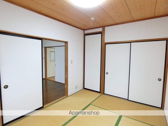 レジデンス高田IIの内装写真