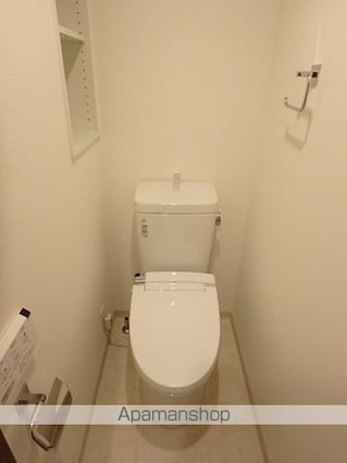 東京都港区高輪１丁目[1K/25.44m2]のトイレ