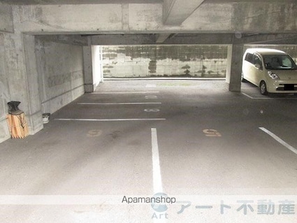 第７みのりハイツ愛光[2K/29.97m2]の駐車場