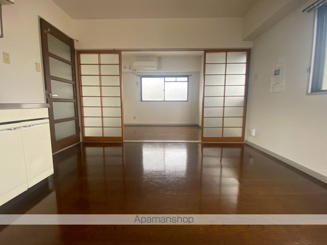 グリーン金剛マンションの内装写真
