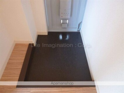 サンシャイン石山[2LDK/60m2]の玄関