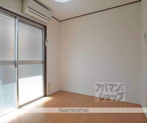 二軒茶屋マンションの内装写真