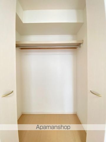 ファミールVの内装写真