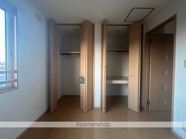 グリュックパラン A棟の内装写真