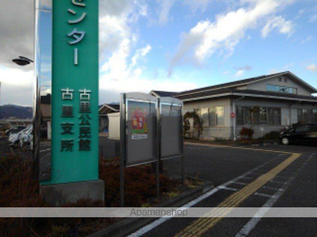プラシードBの周辺写真