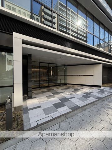 クレストコート靱公園 THE CLASSの玄関写真