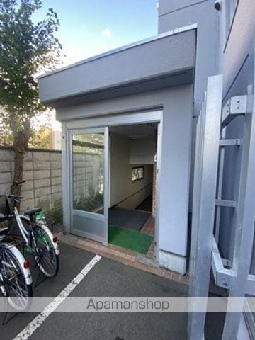 マンション進幹の玄関写真