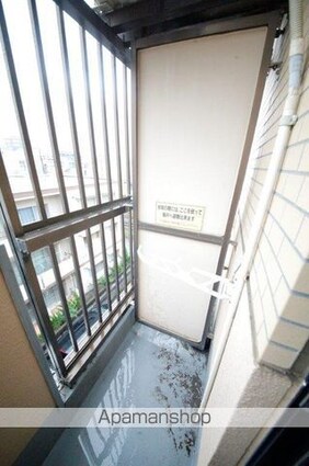 メゾンファミーユ[1R/18.9m2]のバルコニー