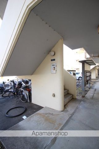 マンションLEE I棟の玄関写真