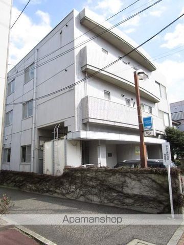 もみじ屋マンションの外観写真