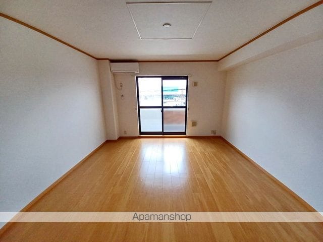 サンライズ平林の内装写真