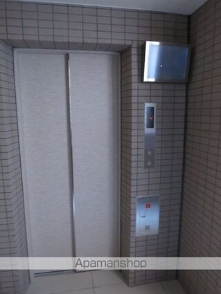 ＭＡＸＩＶ赤羽ＷＥＳＴ[1K/25.56m2]の駐車場