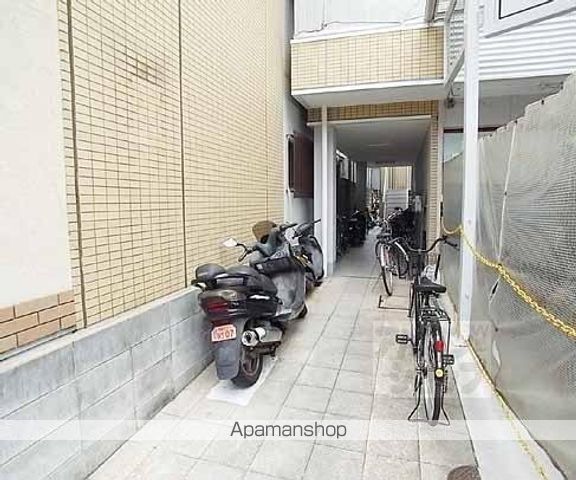 ヤスミマンションの玄関写真