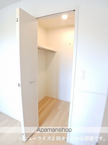グランドハイツⅡ[2LDK/58.6m2]の収納