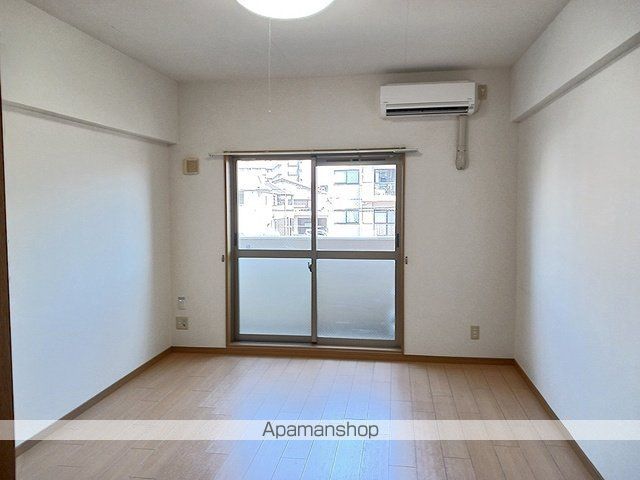 リバーガーデンFの内装写真