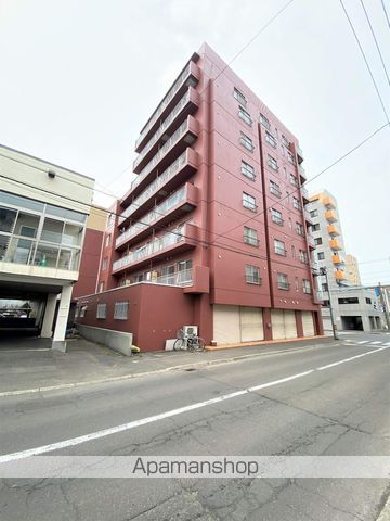 ドミ16中島公園の外観写真