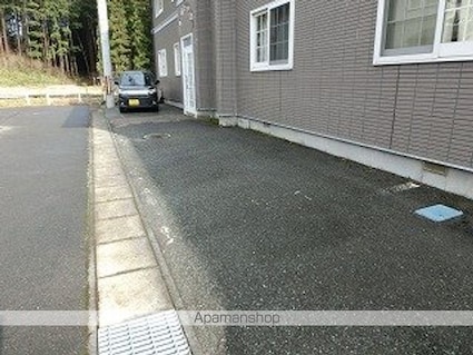 ラヴィール厨川Ｂ[3LDK/66.61m2]の共用部1