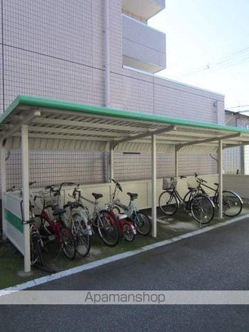 ラポール涌波の外観写真